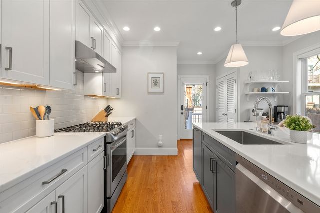 26 Chandler Street 26, Somerville, MA 02144