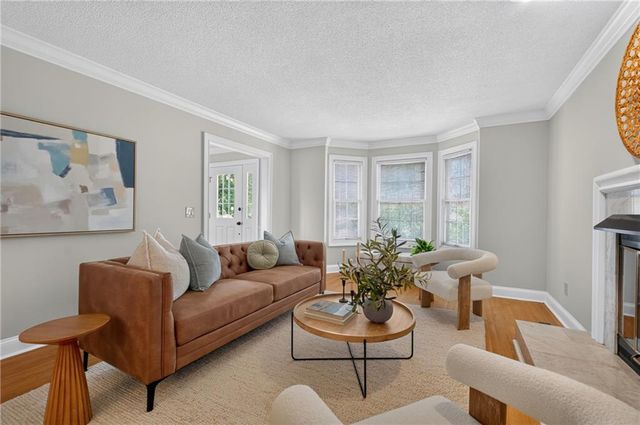 907 Heritage Hills, Decatur, GA 30033