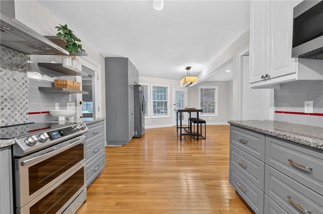 907 Heritage Hills, Decatur, GA 30033