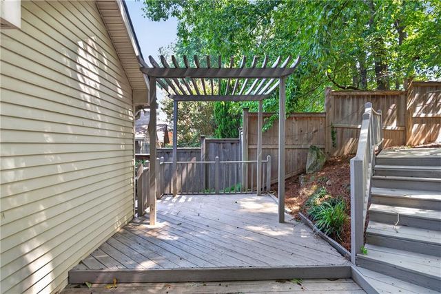 907 Heritage Hills, Decatur, GA 30033