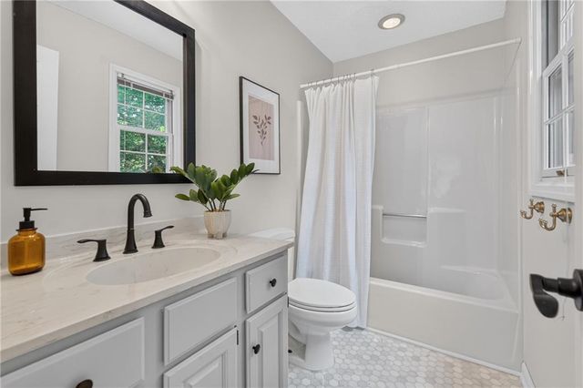 907 Heritage Hills, Decatur, GA 30033