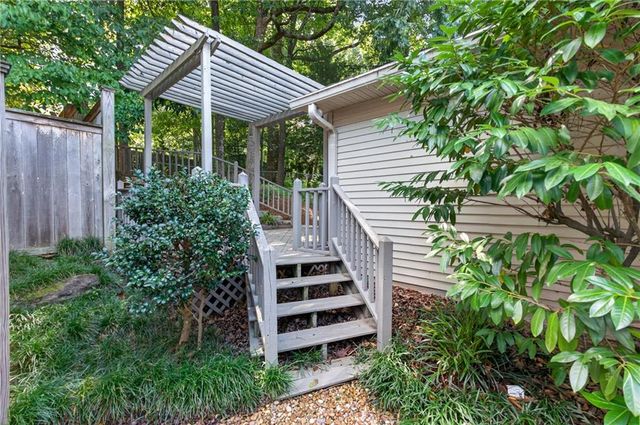 907 Heritage Hills, Decatur, GA 30033