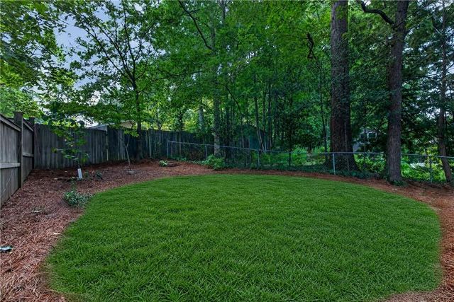 907 Heritage Hills, Decatur, GA 30033