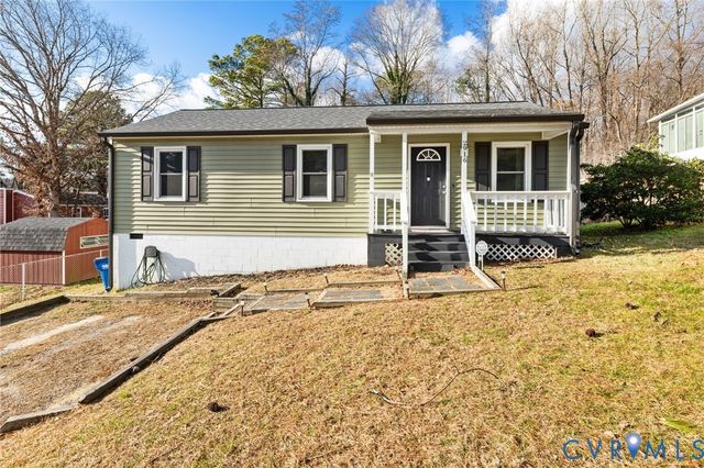 2916 Tinstree Dr, Chesterfield, VA 23834