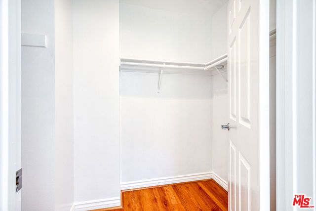 1030 S Norton Avenue 6, Los Angeles, CA 90019