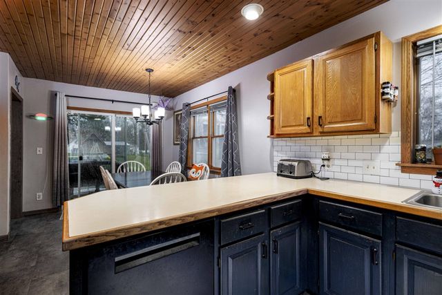 904 60th Street, Grand Rapids, MI 49508