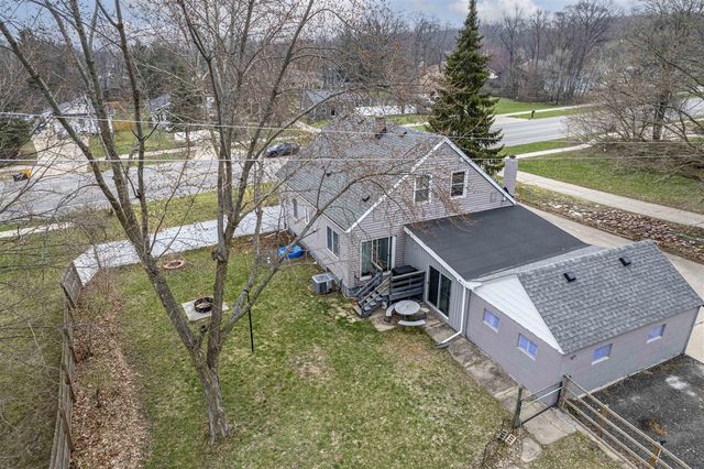 904 60th Street, Grand Rapids, MI 49508