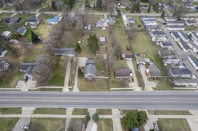 904 60th Street, Grand Rapids, MI 49508