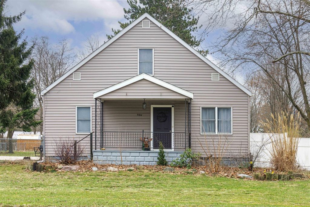 904 60th Street, Grand Rapids, MI 49508