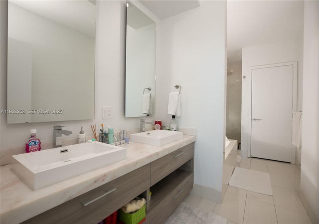 1300 S Miami Ave PH4906, Miami, FL 33130