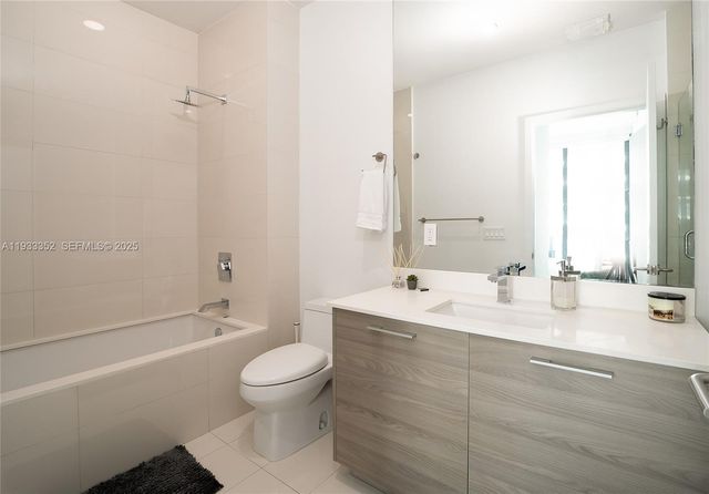 1300 S Miami Ave PH4906, Miami, FL 33130