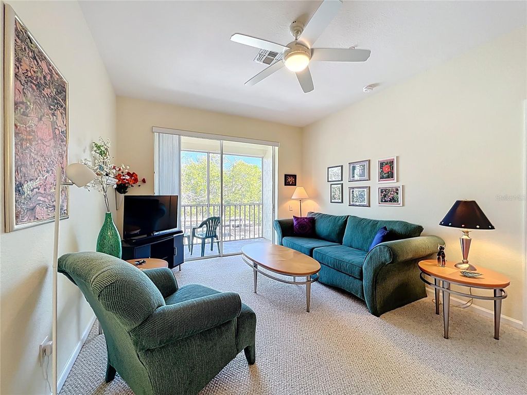 Image 16 of property listing at 6100 STEVENSON DRIVE 306, Orlando, FL 32835