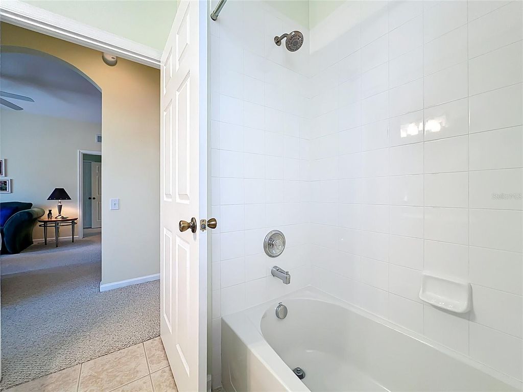 Image 37 of property listing at 6100 STEVENSON DRIVE 306, Orlando, FL 32835