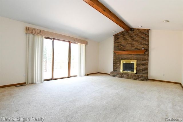 22200 Heatheridge, Farmington, MI 48167