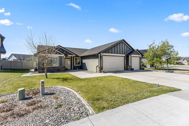 2606 Meadow Creek, Billings, MT 59105