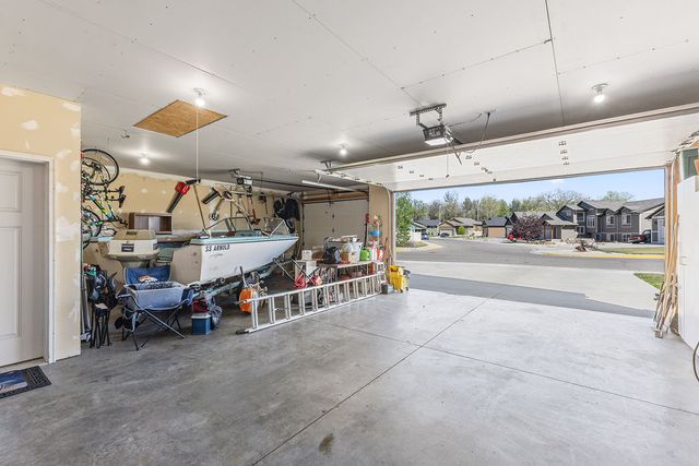 2606 Meadow Creek, Billings, MT 59105