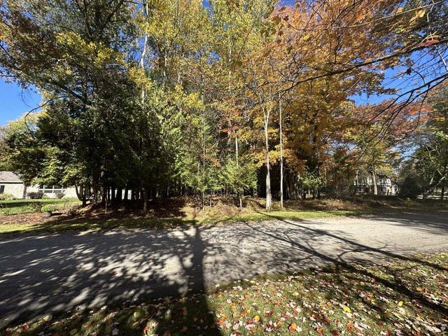 450 Marnie Lane, Peshtigo, WI 54157