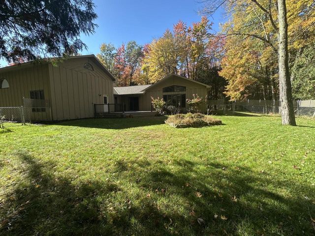 450 Marnie Lane, Peshtigo, WI 54157