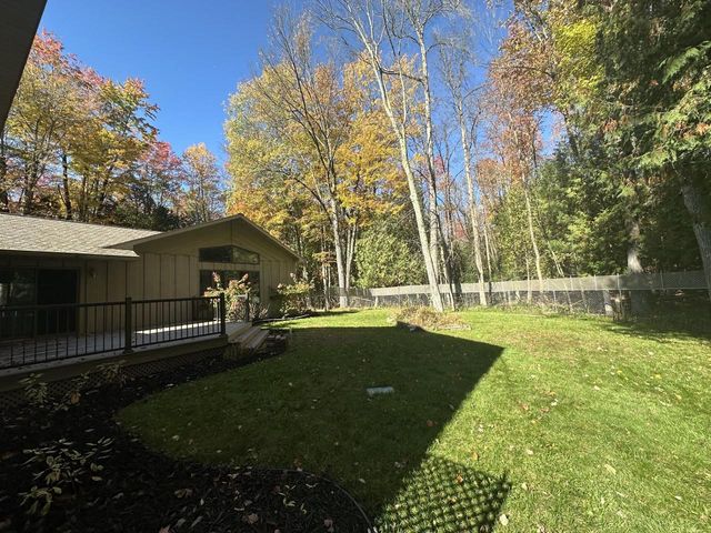 450 Marnie Lane, Peshtigo, WI 54157