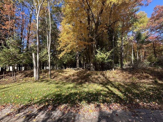 450 Marnie Lane, Peshtigo, WI 54157