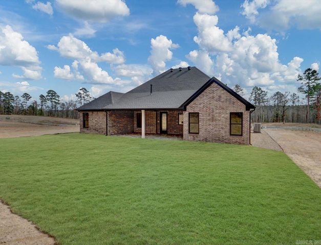 217 Gardens Gate Circle, Hot Springs, AR 71913