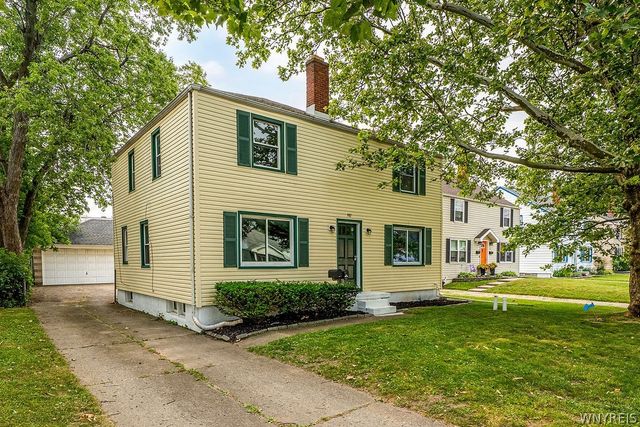 981 Beach Road, Cheektowaga, NY 14225