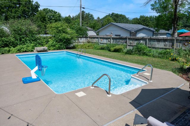 415 N Fremont Street, River Falls, WI 54022