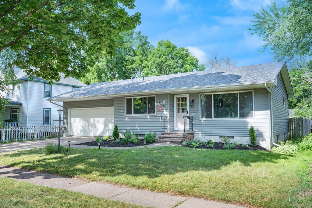 415 N Fremont Street, River Falls, WI 54022