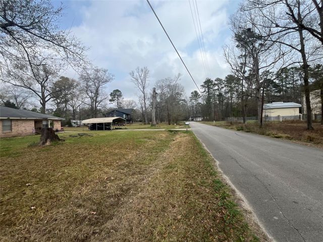 48 Magnolia Road, Woodbranch Village, TX 77357