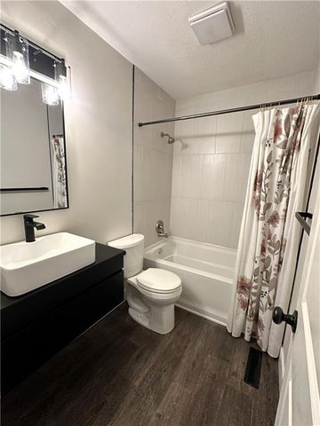 406 Melrose Street, Liberty, MO 64068