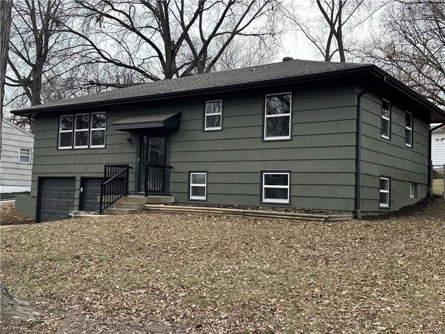 406 Melrose Street, Liberty, MO 64068