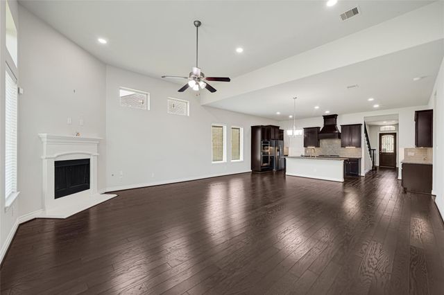 5231 Pickford Grove, Sugar Land, TX 77479