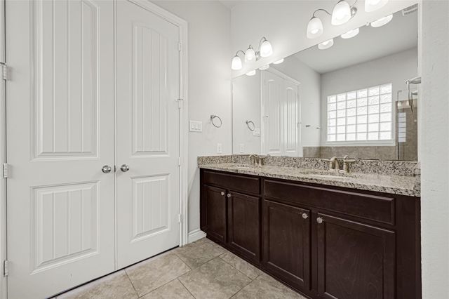 5231 Pickford Grove, Sugar Land, TX 77479