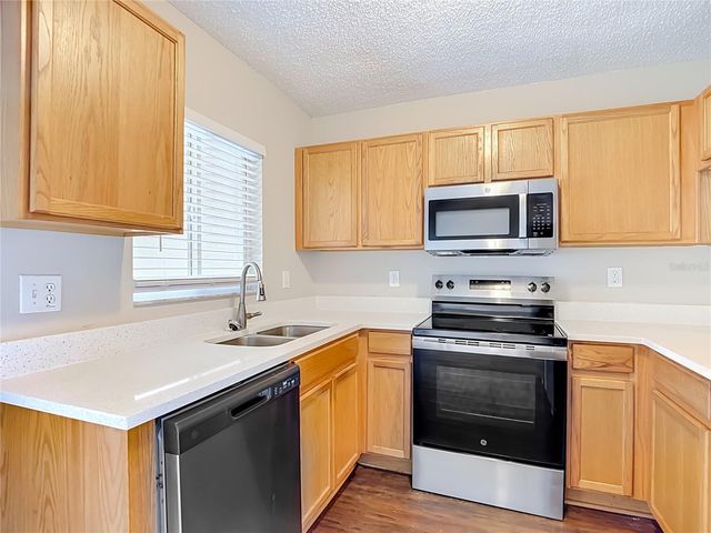 2245 FLUORSHIRE DRIVE, Brandon, FL 33511