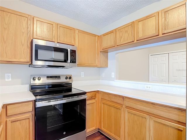 2245 FLUORSHIRE DRIVE, Brandon, FL 33511