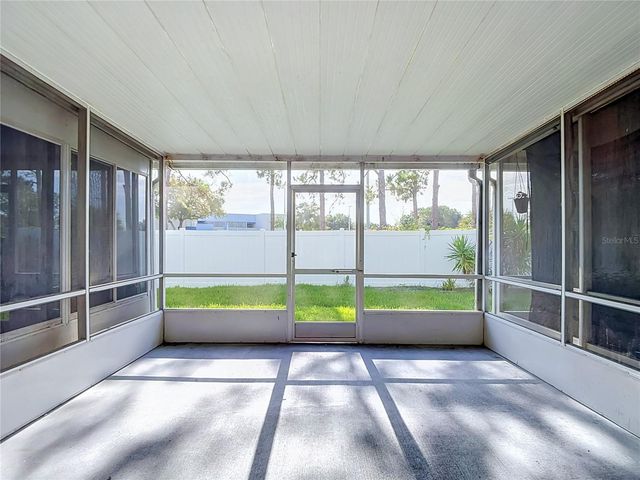 2245 FLUORSHIRE DRIVE, Brandon, FL 33511