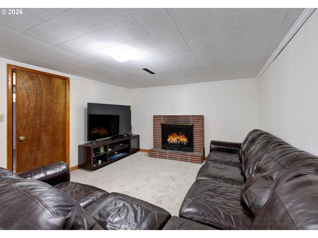 415 Ne 116TH Pl, Portland, OR 97220