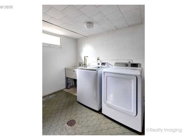 415 Ne 116TH Pl, Portland, OR 97220