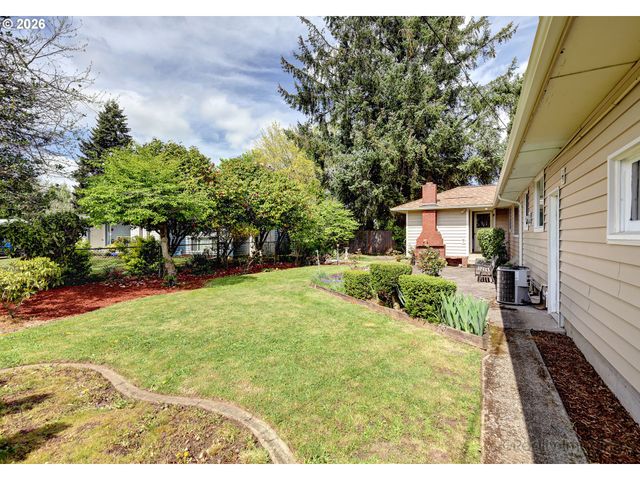 415 Ne 116TH Pl, Portland, OR 97220