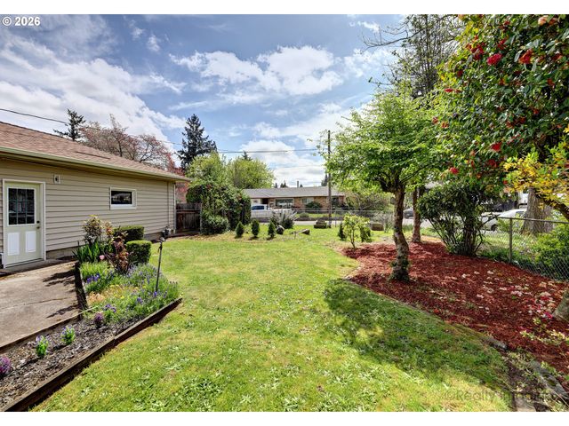 415 Ne 116TH Pl, Portland, OR 97220
