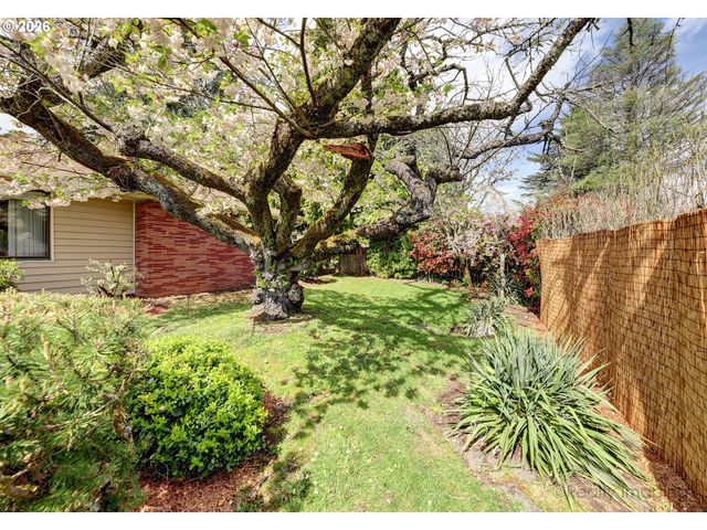 415 Ne 116TH Pl, Portland, OR 97220