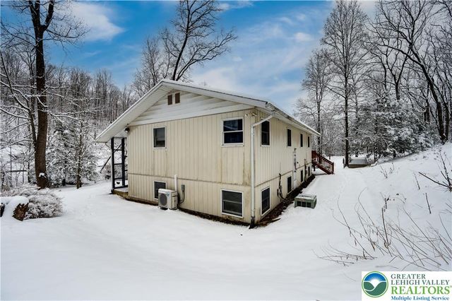 6838 Lime Kiln Road, Washington Twp, PA 18080