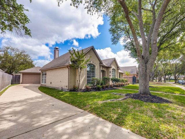 12910 Fox Brush Lane, Houston, TX 77041