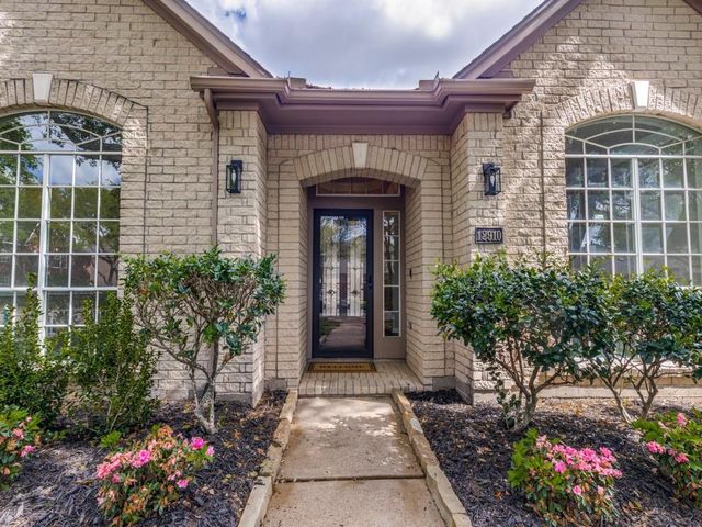 12910 Fox Brush Lane, Houston, TX 77041