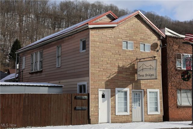 750 Main Street, Follansbee, WV 26037