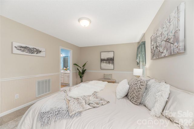207 Christina Court, Asheville, NC 28806