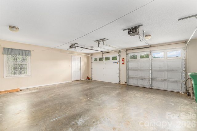 207 Christina Court, Asheville, NC 28806