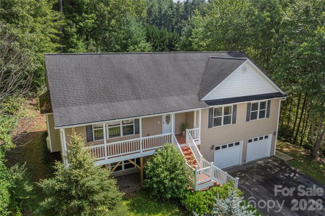 207 Christina Court, Asheville, NC 28806