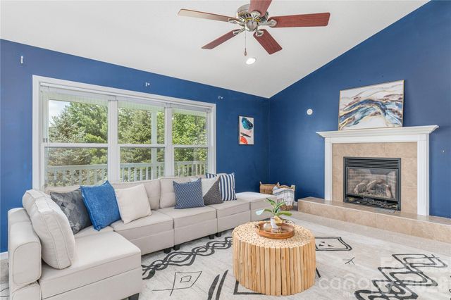 207 Christina Court, Asheville, NC 28806
