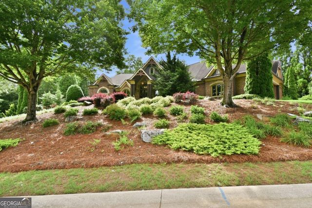 5038 Pointer Ridge, Flowery Branch, GA 30542